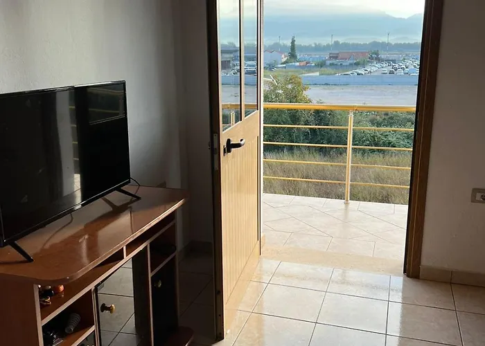 Karaj * Τίρανα